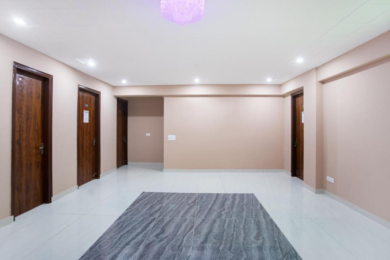 Capital O Harish Residency Ξενοδοχείο Γκουργκάον Εξωτερικό φωτογραφία