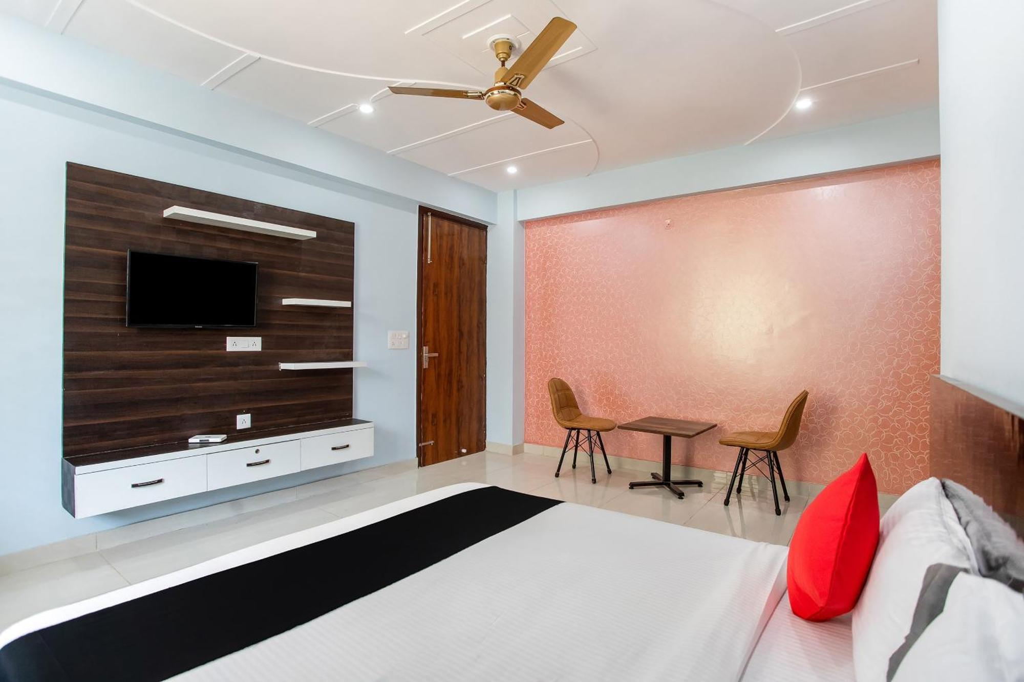 Capital O Harish Residency Ξενοδοχείο Γκουργκάον Εξωτερικό φωτογραφία